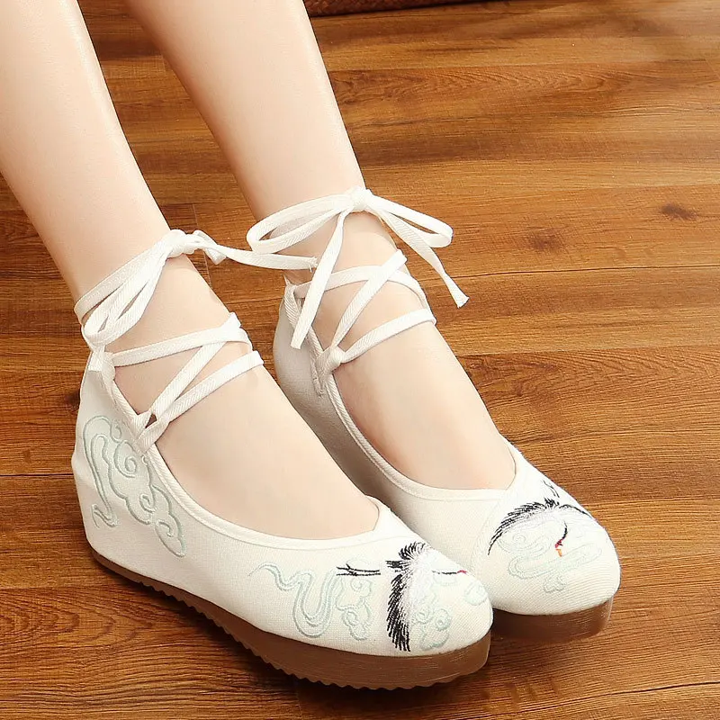 

Folk-Custom High Pumps Shoes Women Ladies Espadrilles Woman Embroider Shoes Harajuku Ethnic Fashion Canvas Platform Mary Janes