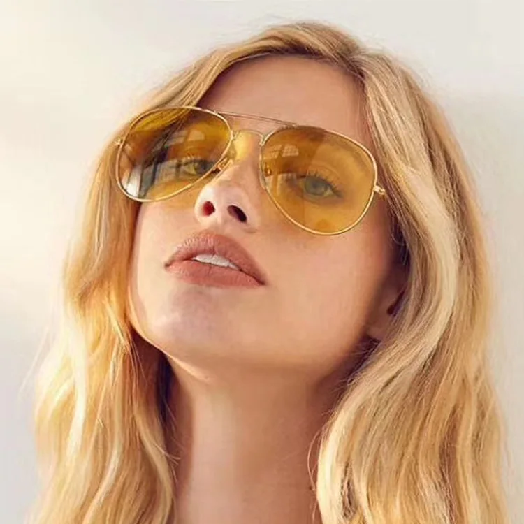 Europe-and-the-United-States-fashion-classic-women-sunglasses-with-frog-mirror-tide-HD-metal-sunglasses