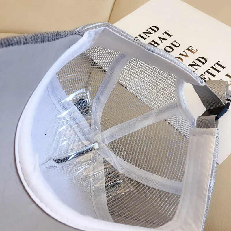 10584904844_589485303