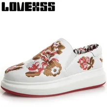 LOVEXSS 2017 Lovers Embroidered Shoes Woman Brand Womens Winter Sport Shoes Large Size 34-44 Skateboarding Shoes Men’s Sneakers