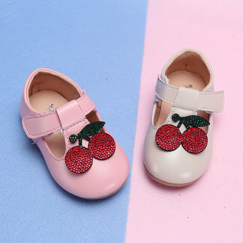 

2018 New Style Baby Girls Shoes Solf Leather Princess Shoes T Strap Single Shoe For Kids Rhinestone Cherry Party Shoe MCH092
