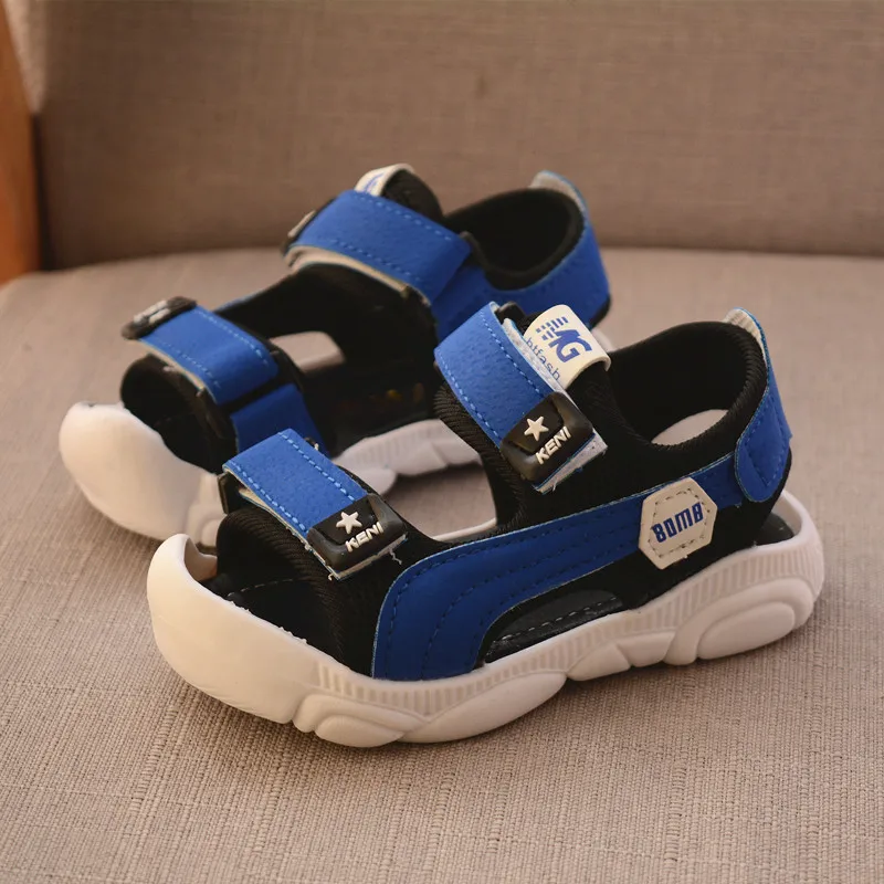 Новые модные детские сандалии кроссовки для мальчиков и девочек от 1 до 5 лет нескользящая Мягкая детская пляжная обувь летняя спортивная обувь для первых прогулок - Color: Blue
