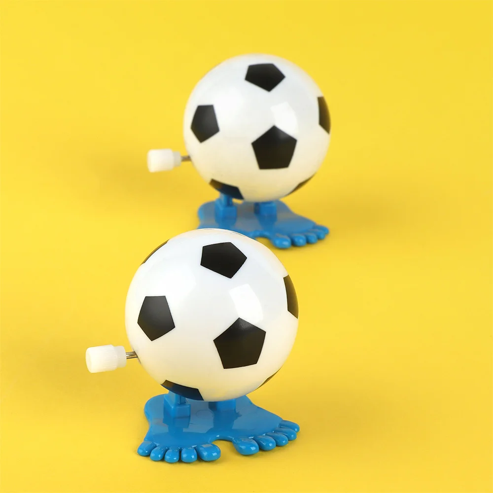 1 шт. мини заводная игрушка мультфильм прыжки футбол заводная игрушка Детские Пластиковые заводные прогулочные Игрушки детский подарок