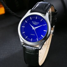2016 Nouvelle Arrivée D’affaires Style Doux En Cuir Homme Montre-Bracelet De Luxe De Mode Homme Quartz Étanche Robe Horloge Analogique Montre 0529