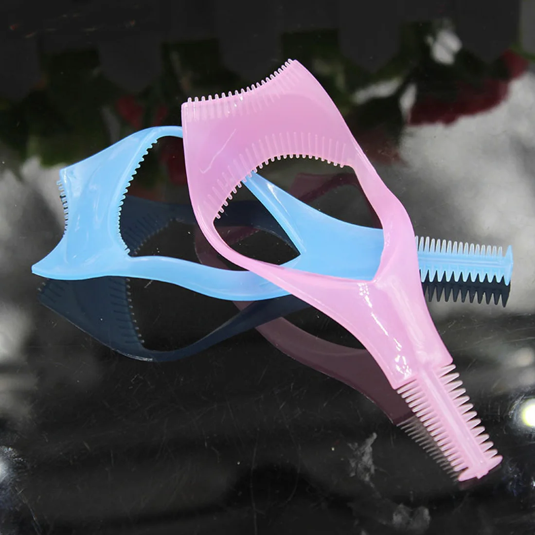 

Hot Sale 3 in 1 Cosmetic Makeup Beaty Long Fake Mascara Applicator Guide Comb Eyelash Curler Cosmetic tools make up Accessories