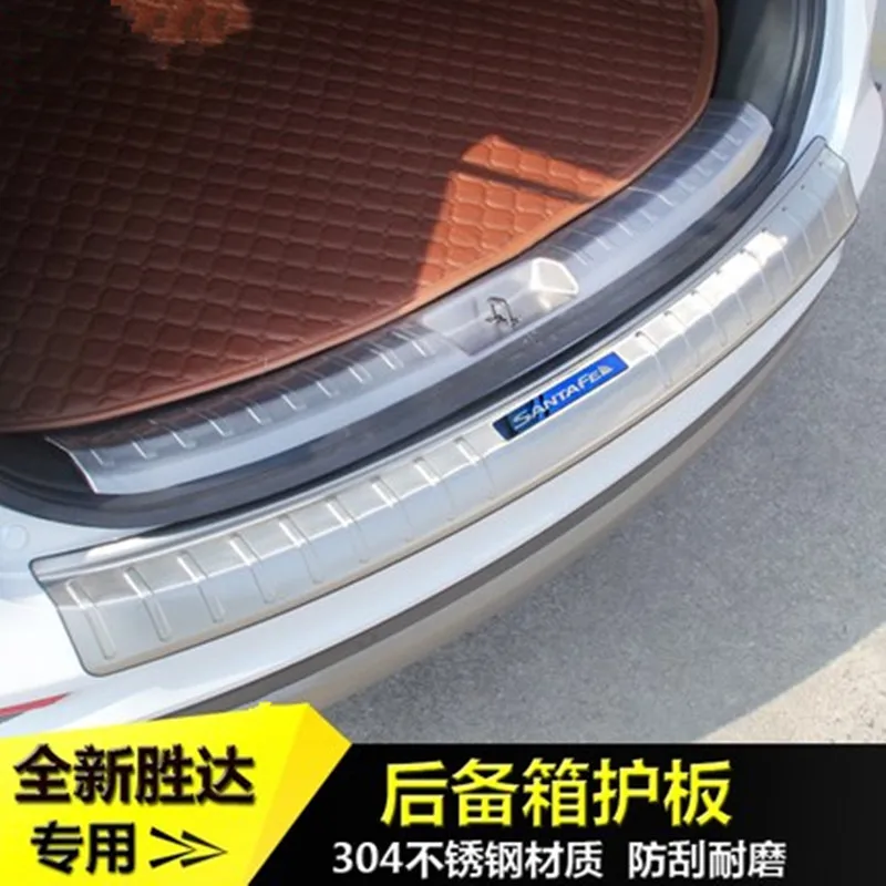 

Car styling Stainless Steel Inner Rear Bumper Protector Sill Trunk Tread Plate Trim FOR Hyundai Santa Fe IX45 2017