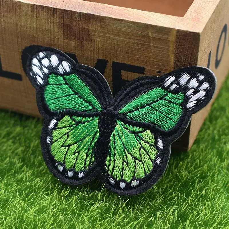 Zhutousan 120 шт., нашивки «бабочки» для одежды, разноцветная нашивка на одежду, наклейки на значок для одежды - Цвет: Зеленый