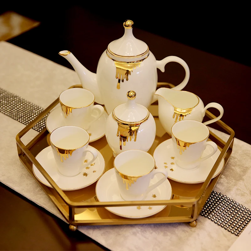 

11 pcs Fashion american home ceramics coffee set d'Angleterre tea set household pallet decoration elegant coffee set gold design