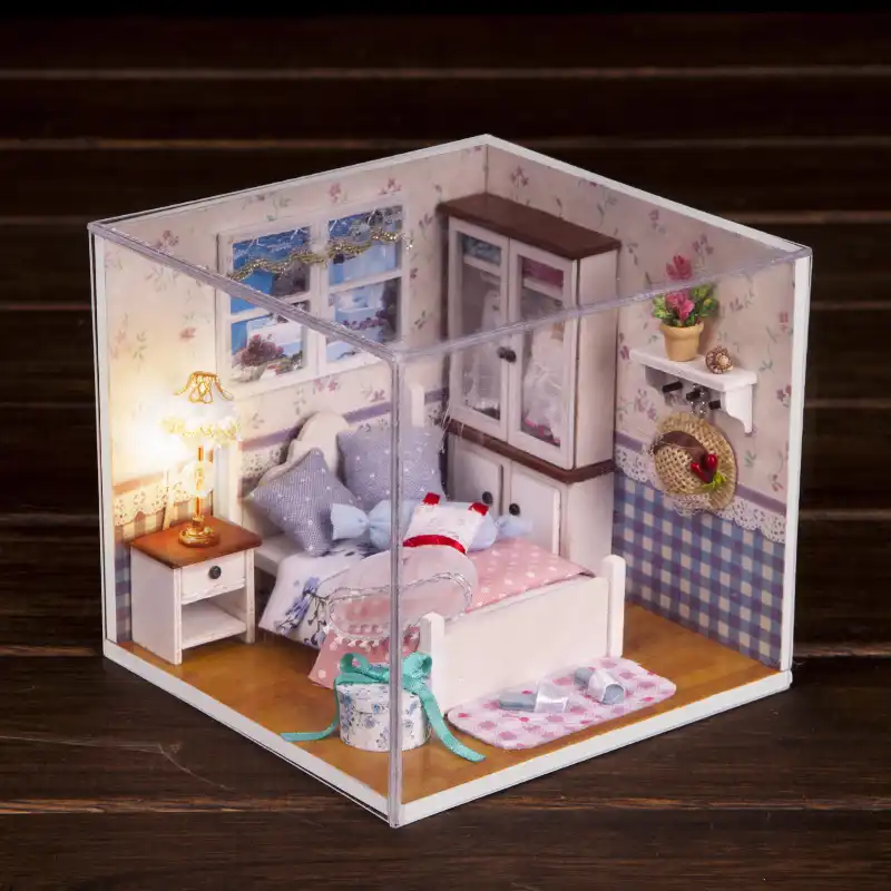 beach dollhouse