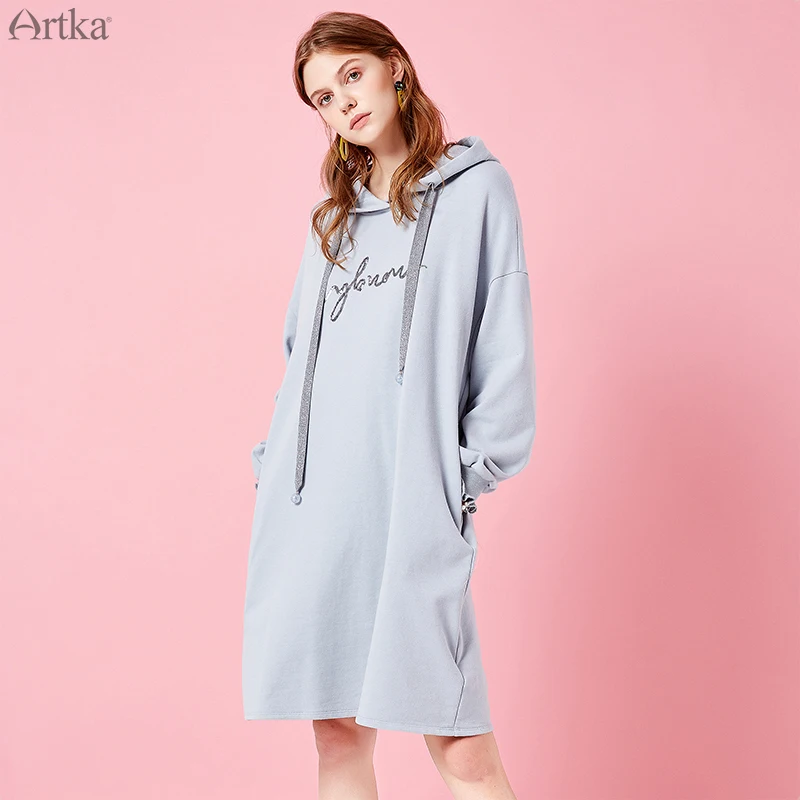 

ARTKA 2019 Spring New Women Hoodies Light Blue Letters Printed Full Sleeve Sweatshirt Female Casual Loose Long Hoodies VA10393C