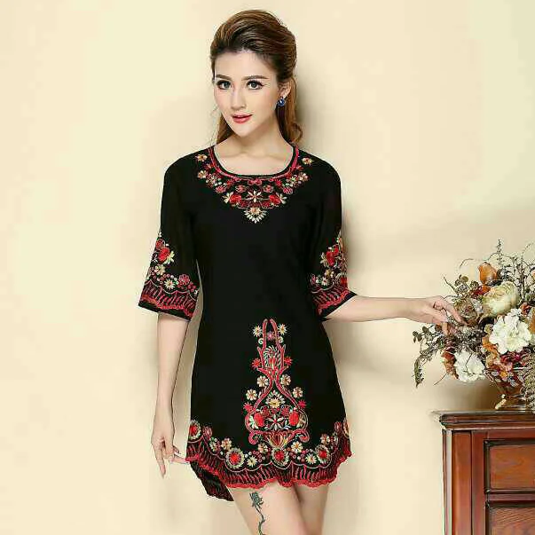 Mini vestido vestido bordado media, noble O cuello negro