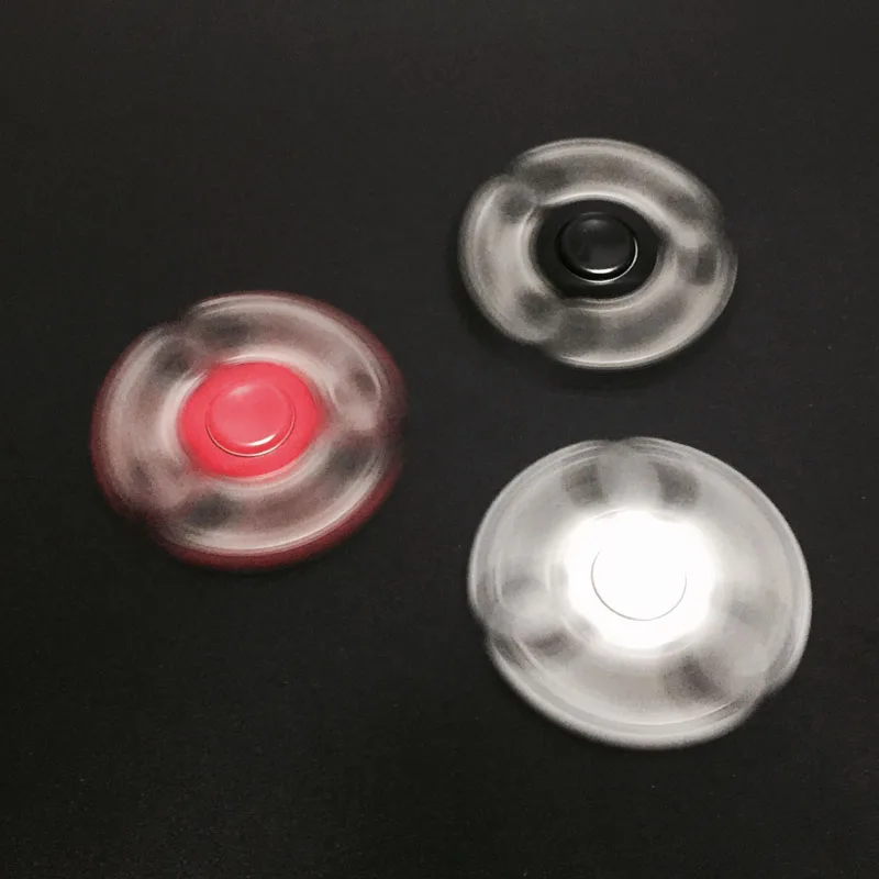 White-Black-Tri-Spinner-Fidget-Toy-Plastic-EDC-Hand-Spinner-For-Autism-and-ADHD (5)