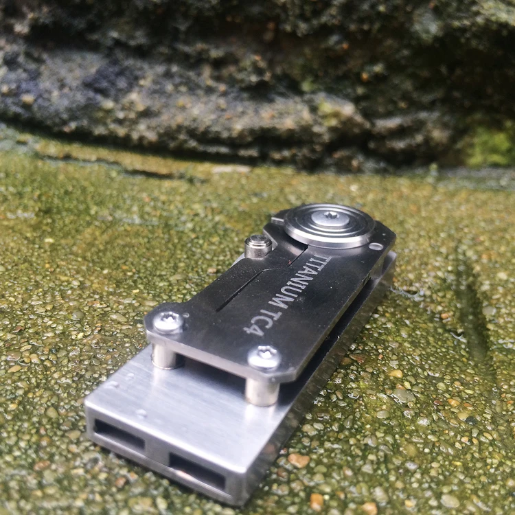 Sentinel Mini EDC Small Straight Knife Titanium Seamless Seamless Welding CNC Double Channel Whistle Knife
