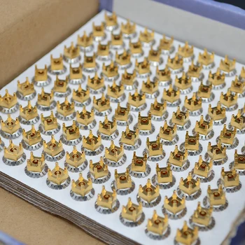 

HUBER+SUHNER 84092354 QMA SOCKET