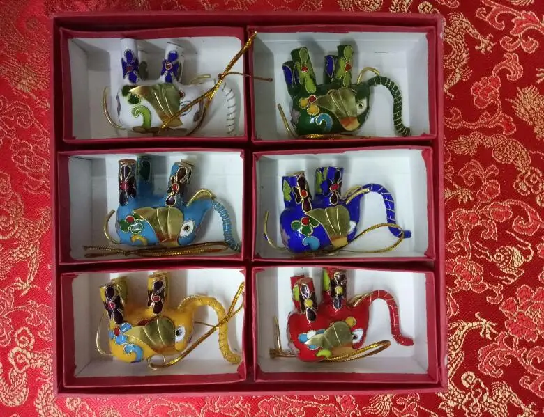 

Amazing handmade Chinese porcelain ornaments, small teapots, decorations, Christmas decorations