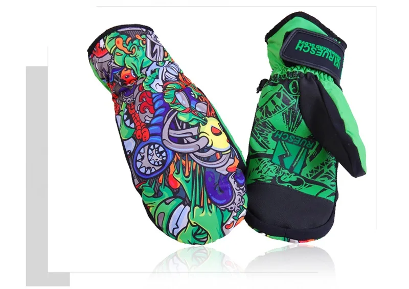 snowboarding gloves (1)