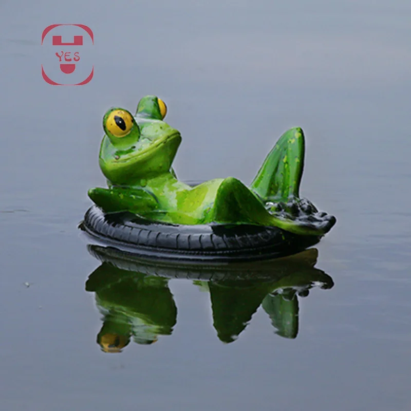 Kopen Hars Drijvende Bamboe Vlot Kikker Standbeeld Eend Sculptuur Outdoor Vijver Decoratieve Thuis Aquarium Tuin Decor Desk Ornament