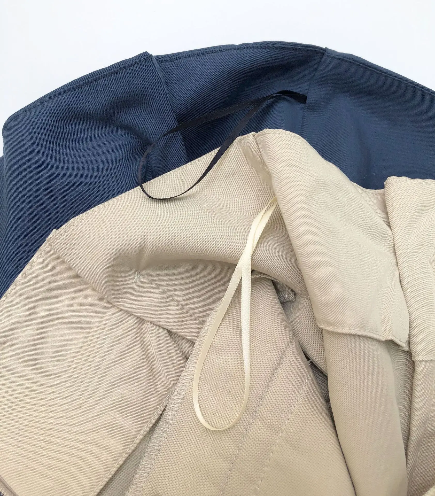 Женские брюки; широкие брюки из Tencel; дышащая драпировка; шнуровка; бант; цветочный ремешок; пояс; дикие брюки