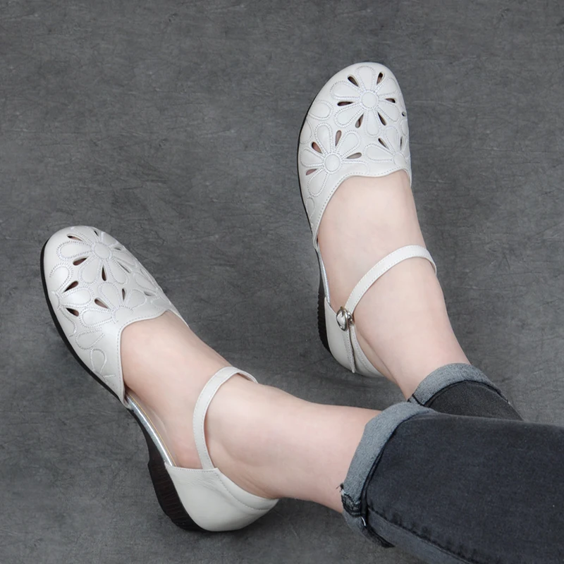 Women Leather Sandals Low Heels Embroidery 2019 Summer Shoes Girls Casual Sandals White Handmade Genuine Leather Women Sandals Women Leather Sandals Low Heels Embroidery 2019 Summer Shoes Girls Casual Sandals White Handmade Genuine Leather Women Sandals