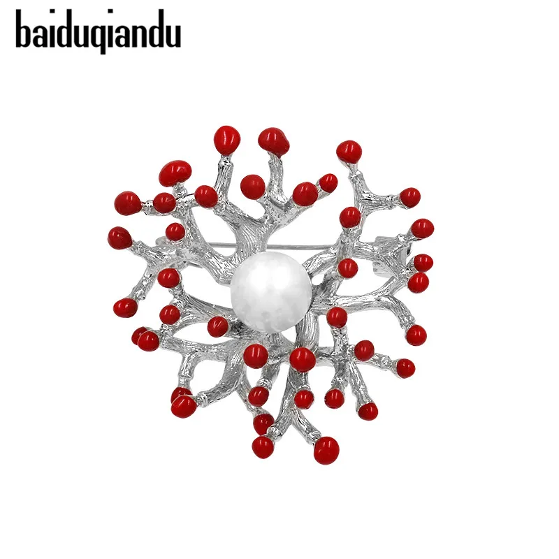 Baiduqiandu Броши с искусственным жемчугом Свадебная Серебряная красная эмалированная брошь в виде цветка булавки для женщин модное ювелирное изделие Аксессуары для платья