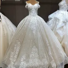 Новая коллекция роскошных свадебных платьев с длинным шлейфом