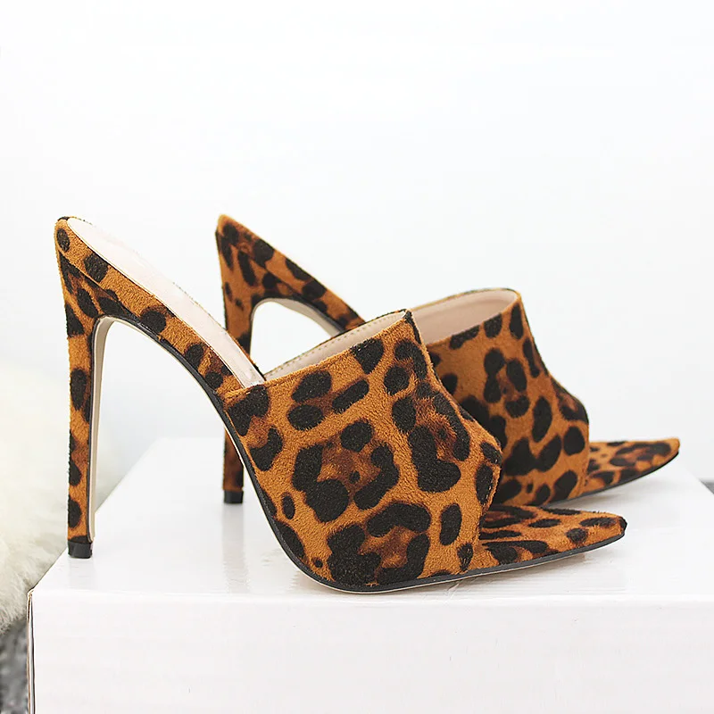 Женские босоножки на высоком каблуке с острым носком; туфли-лодочки с открытым носком; пикантные шлепанцы на тонком каблуке; женские цветные модные вечерние туфли; Летняя женская обувь - Цвет: leopard