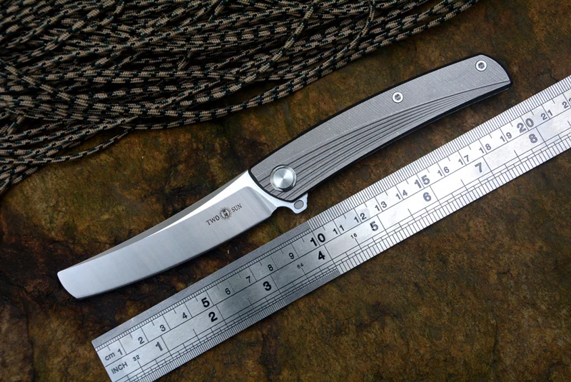 

TwoSun Knives Tanto blade D2 sharp edge Titanium handle Outdoor Folding Knives with Pocket Clip TS70 Flipper EDC Hunting Tool