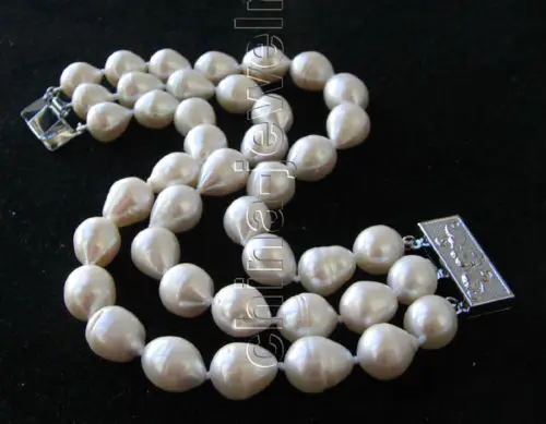 

Beautiful AAA 3row 8" 13mm white baroque freshwater pearl bracelete SHIPPING 5.25