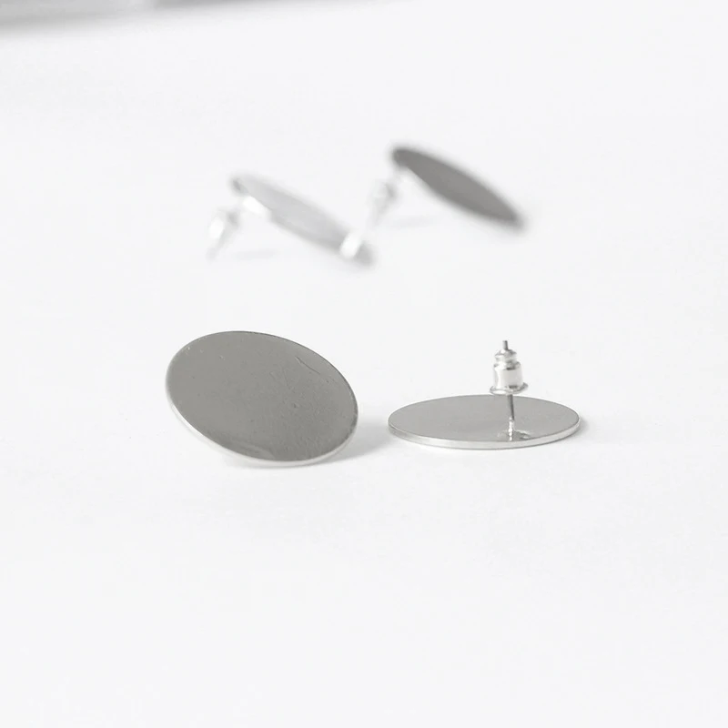 Round Unique 1Pair Minimalist Big Circle Seaside Fashion Jewelry Simple Valentines Gift Exquesite Stud Earring Silver Black