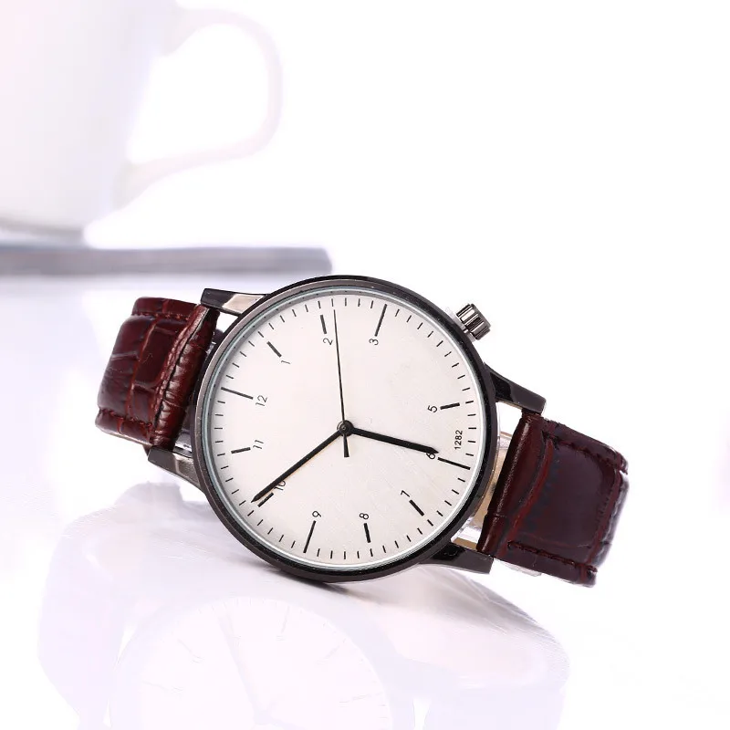 

Gift of Love Commemorative Clock, Single Leather Watch, Simulated Quartz Belt, Female Quartz Series Couple Gift Watch