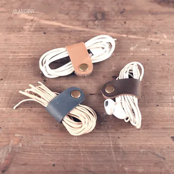 

ALAVCHNV handmade leather leather wallet retro USB storage finishing data line buckle hub headset A002