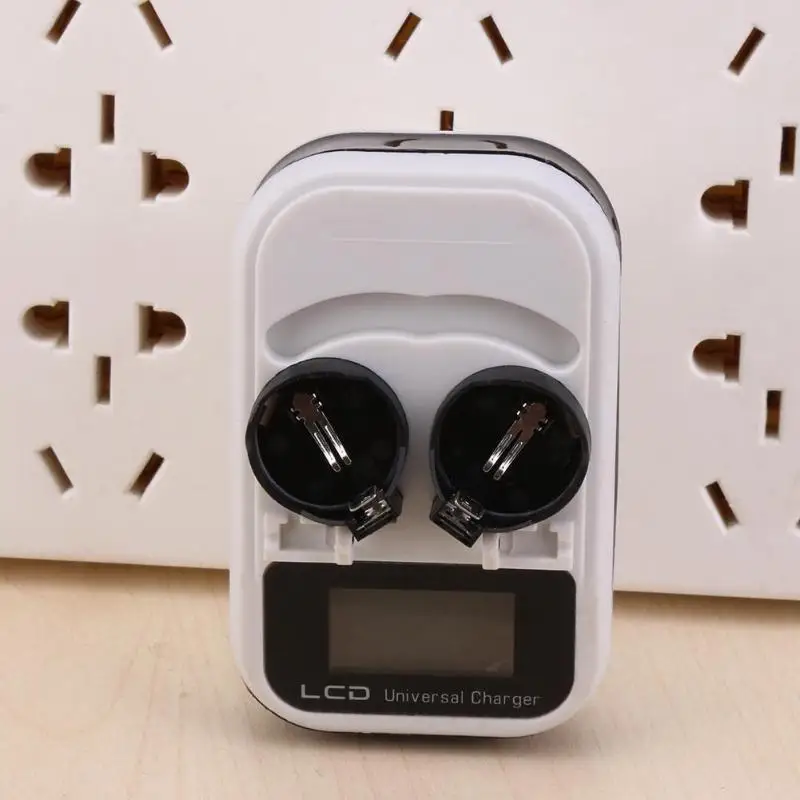 

3.6V LCD EU Plug Button Battery Charger Recharging for LIR2016/LIR2025/LIR2032/ML2016/ML2025/ML2032 Indicator intelligent 2-Slot