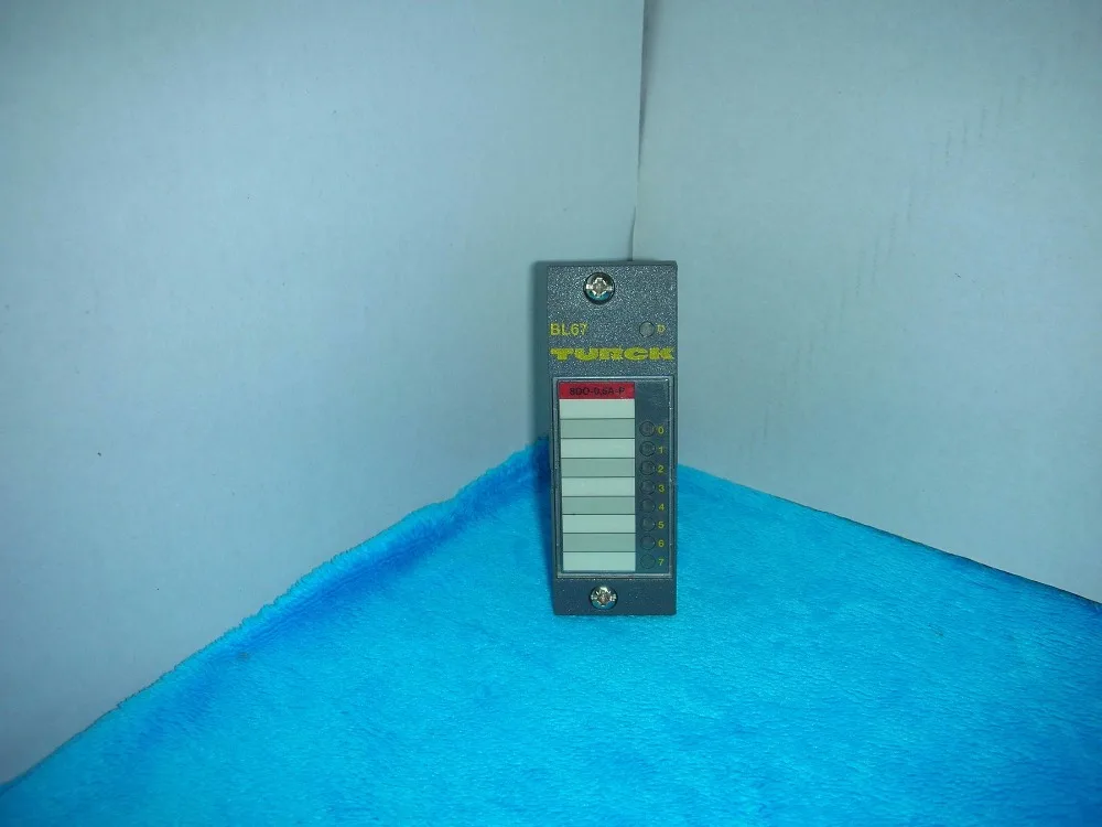 

1PC USED TURCK BL67-8DO-0.5A-P