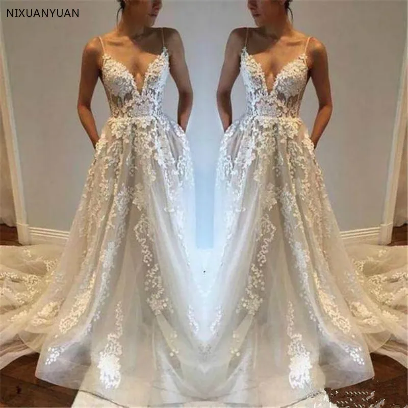 

Lace Boho Wedding Dresses 2019 Spaghetti Straps V-Neck Wedding Gowns Beach Bride Dress Vestido De Noiva