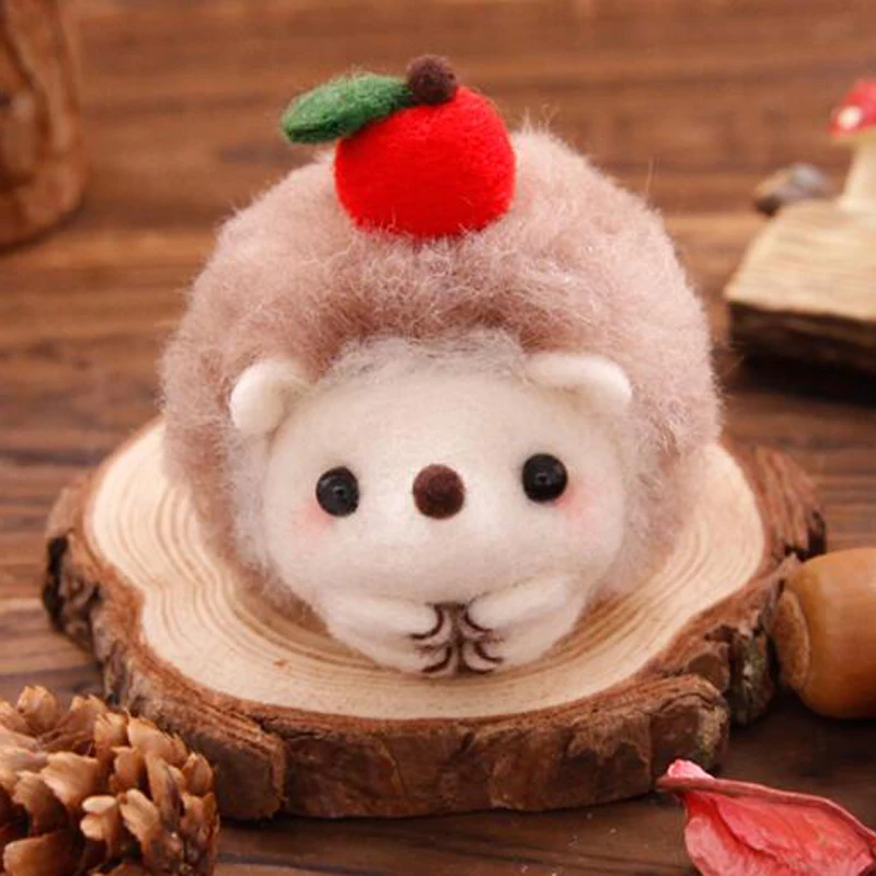 

Felt Craft 1 Set Non-finished Hedgehog Felting Poke DIY Clothes Accessories Material Package Wool Felt Poked Doll Free Shipping