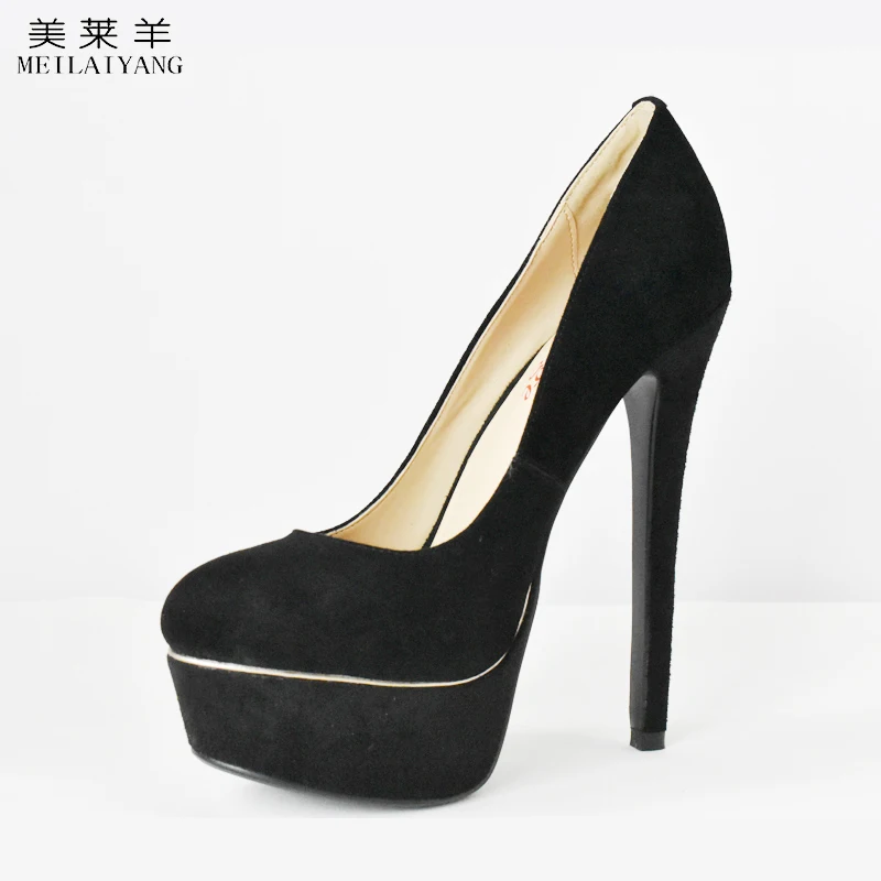 stiletto pumps black