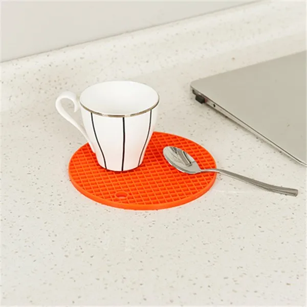 15-7-15-7-cm-Can-Be-Hung-Durable-Silicone-Round-Non-Slip-Heat-Resistant-Mat (4)