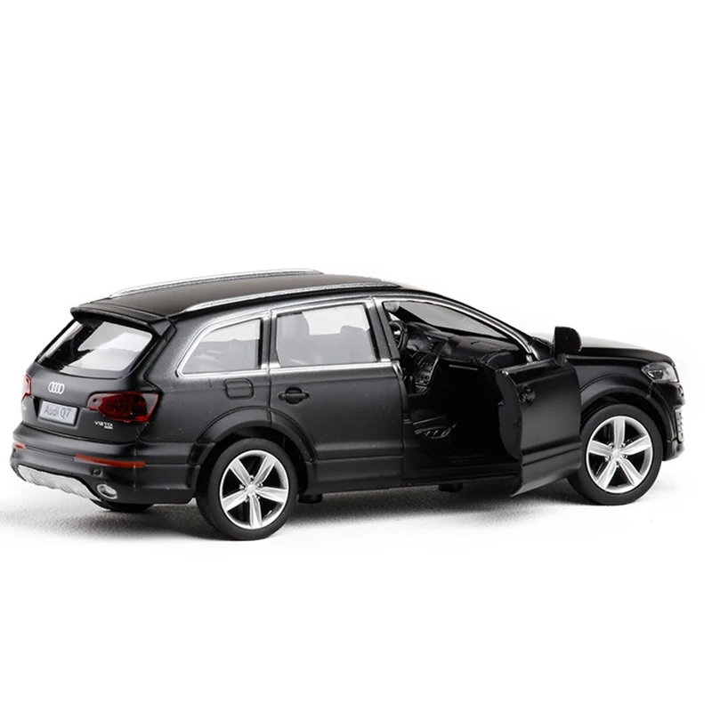 Модель автомобиля Q7 SUV V12 1:36 1 шт.|Наземный транспорт| |