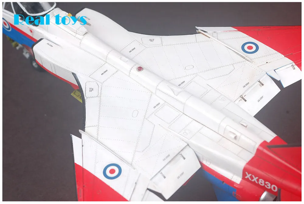 Kitty hawk KH80105 1/48 SEPECAT Jaguar T.2/T.4 пластиковый модельный комплект