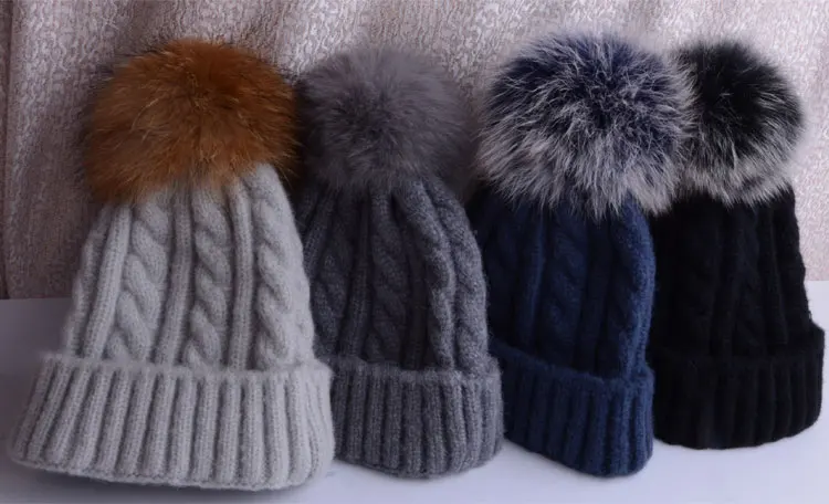 colorful-pom-pom-hat-_16