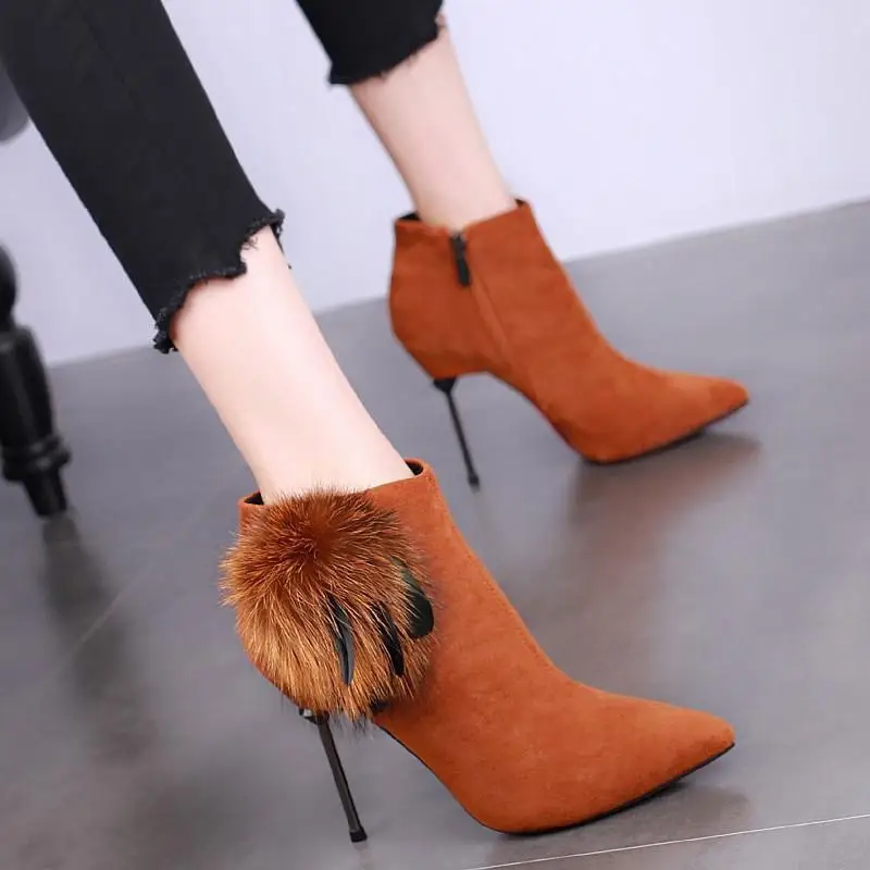 

Pointed high heels stiletto fashion booties female 2019 autumn and winter new sexy fox fur rhinestone winter boots Martin