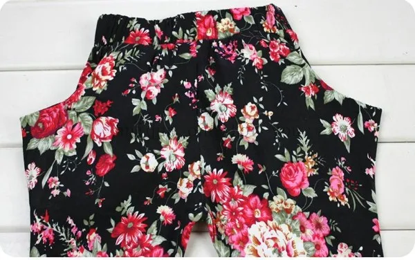 Hot summer baby girls clothes vest t-shirt + flower pants + headband pattern style baby suit for baby kids girls clothing sets09