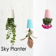 5PCS Free delivery 1 Piece 190*135*135mm Large Plastic Hanging Sky Planter 7 Colors Decorative Upside-Down Flower Pot Planter