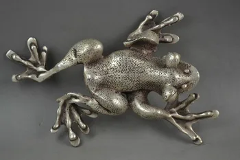 

zhrui6634<<>>Chinese Silver Carving Catch Injurious Insect Rare Frog Statue