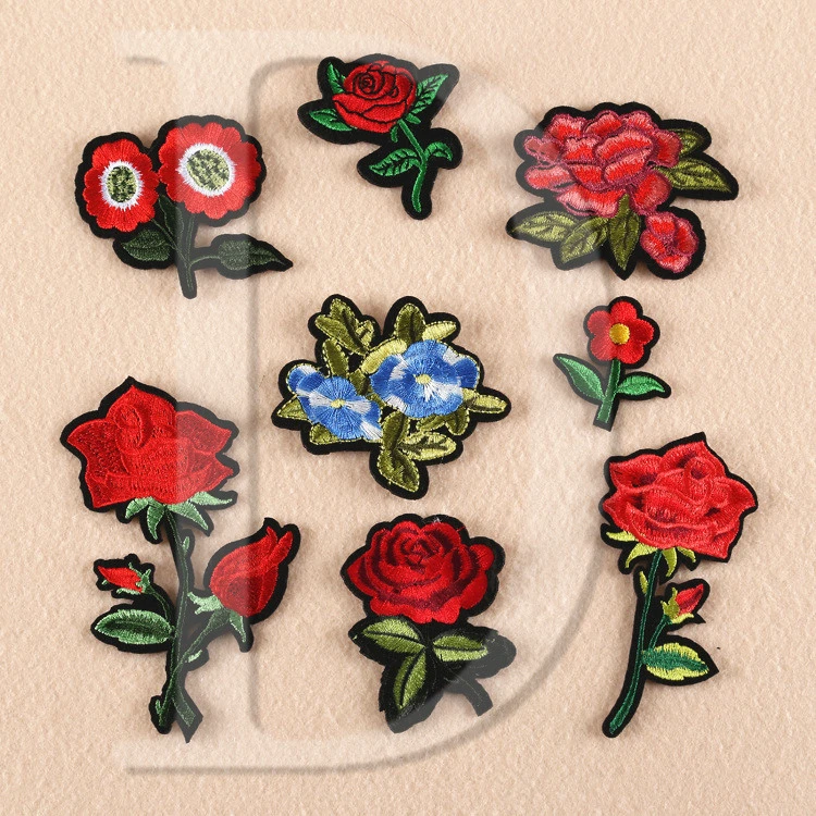 

1 PCS Roses Parches Embroidered Iron on Patches for Clothing DIY Stripes Clothes Patchwork Flowers Applique @Z 155-161