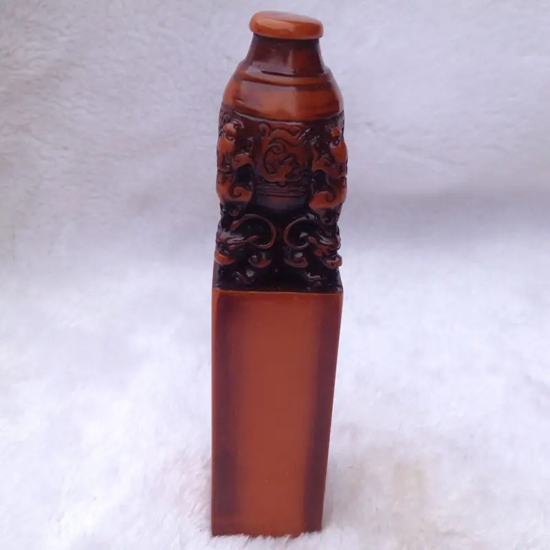 

China shoushan stone old Hand carved pi xiu seal Statue