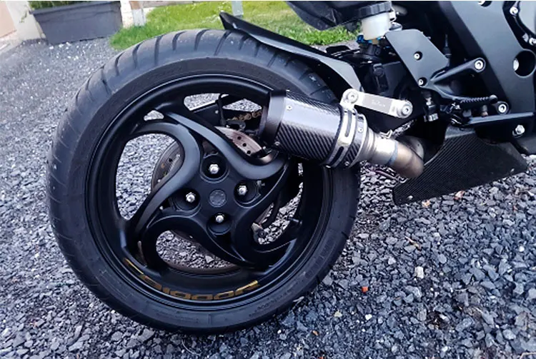 Универсальный мотоциклетный глушитель выхлопной трубы из углеродного волокна, подходит для z900 MT09 GSXR750 Z1000 CBR650R CBR1000RR R25 K8 BN600