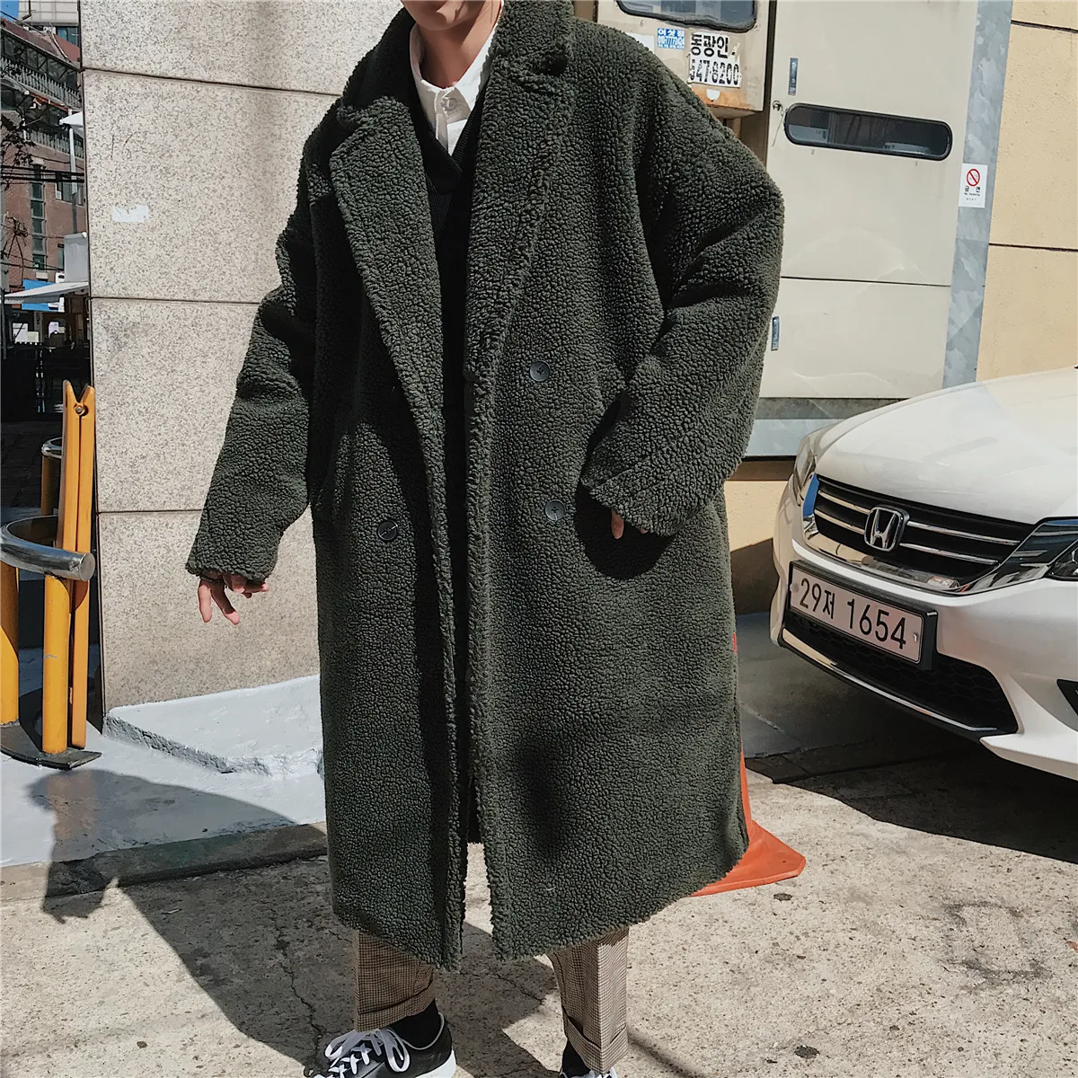 2018 Winter Long Overcoat Men Wool Woolen Cloth Thick Warm Coat Men Leisure Long Sections Loose Double-breasted Fashion Jackets 2018 Winter Long Overcoat Men Wool Woolen Cloth Thick Warm Coat Men Leisure Long Sections Loose Double-breasted Fashion Jackets