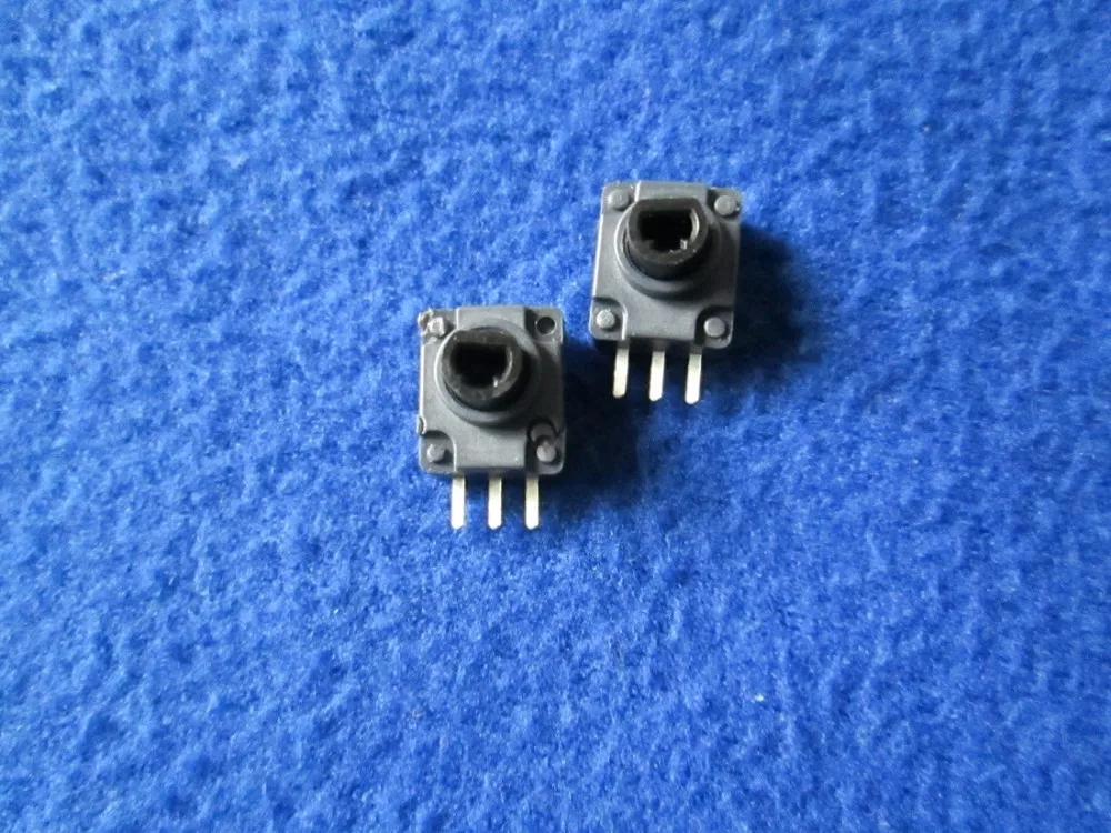 

10 x For Xbox360 LT RT Trigger Potentiometer Switch Button For Xbox 360 Wireless Wired Controller joystick Gamepad.