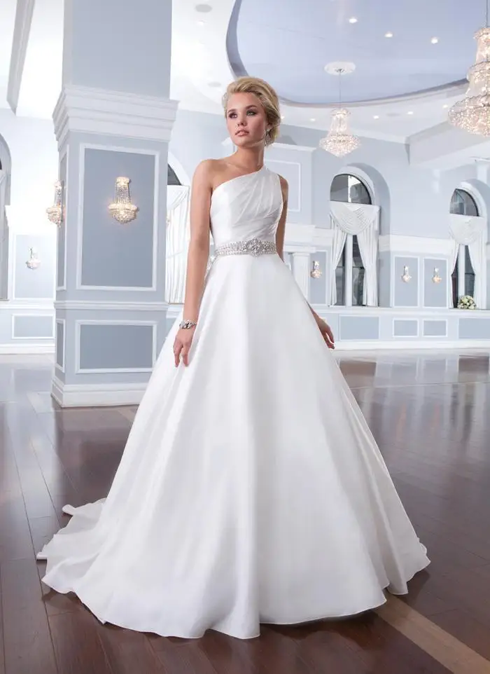  2015 New Classical Wedding Dresses Bridal Gowns With One Shoulder Neckline Back Covered Button A Line Beaded Organza White Court Train